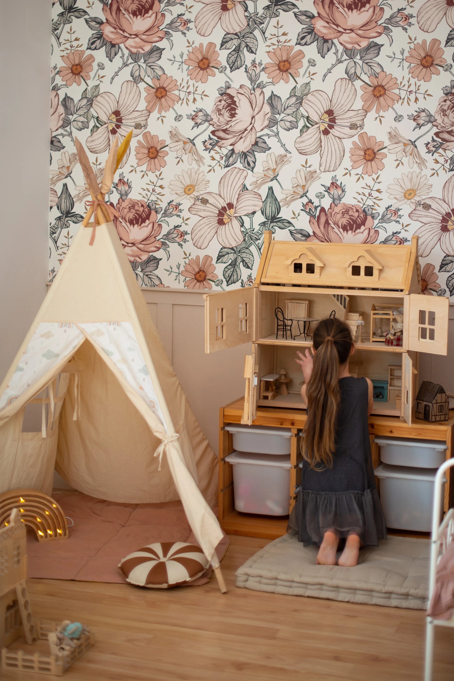 Wooden Dollhouse