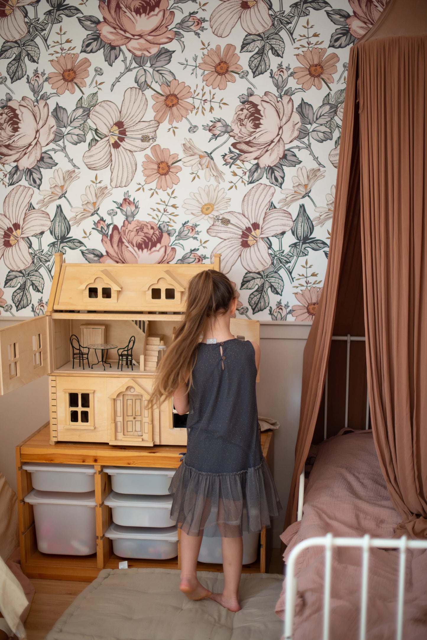 Wooden Dollhouse