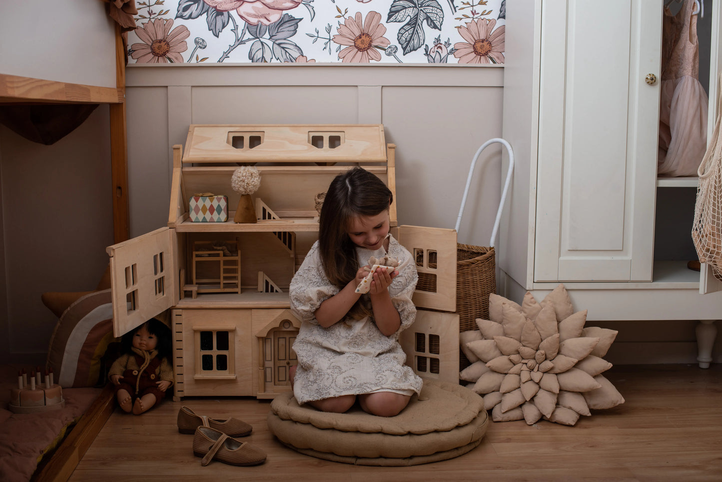 Wooden Dollhouse