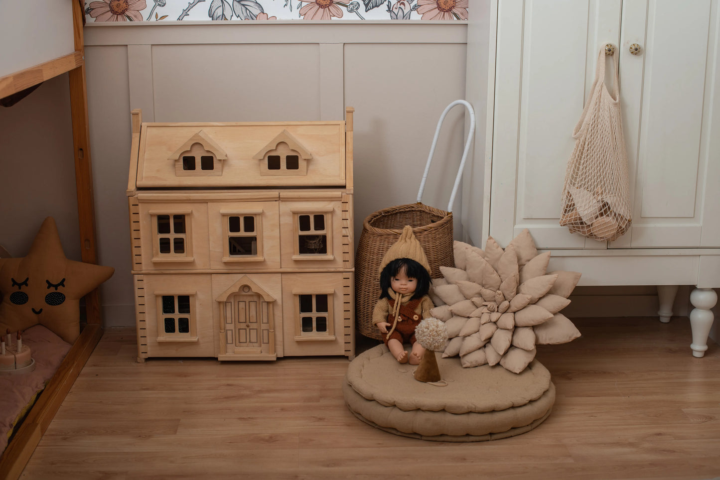 Wooden Dollhouse